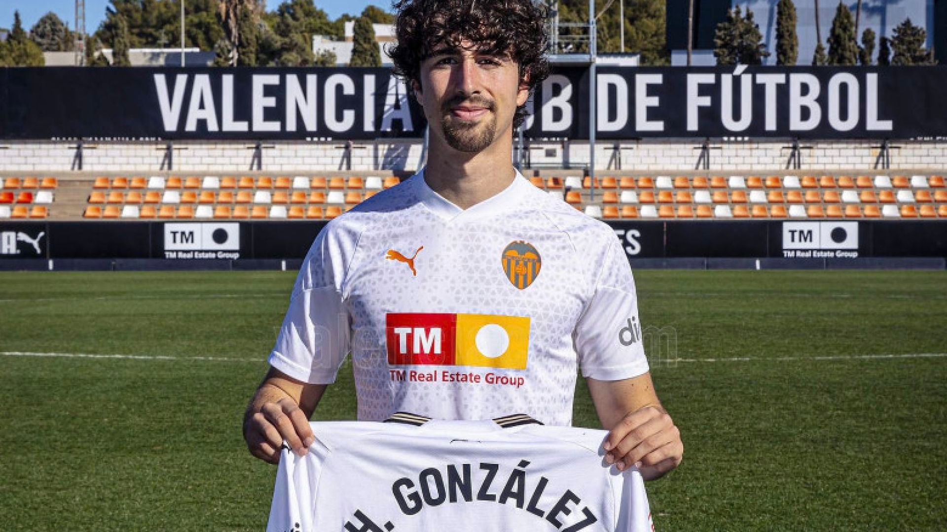 hugo_gonzalez_renueva_001.png hugo_gonzalez_renueva_001.png