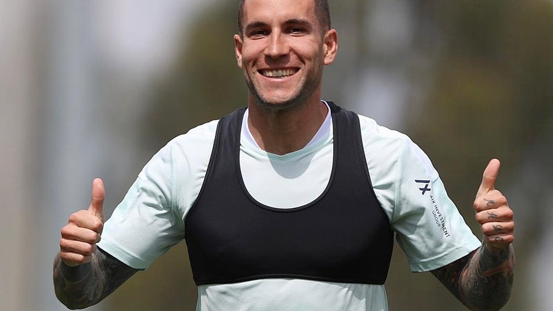 hugomallojpg.jpg hugomallojpg.jpg