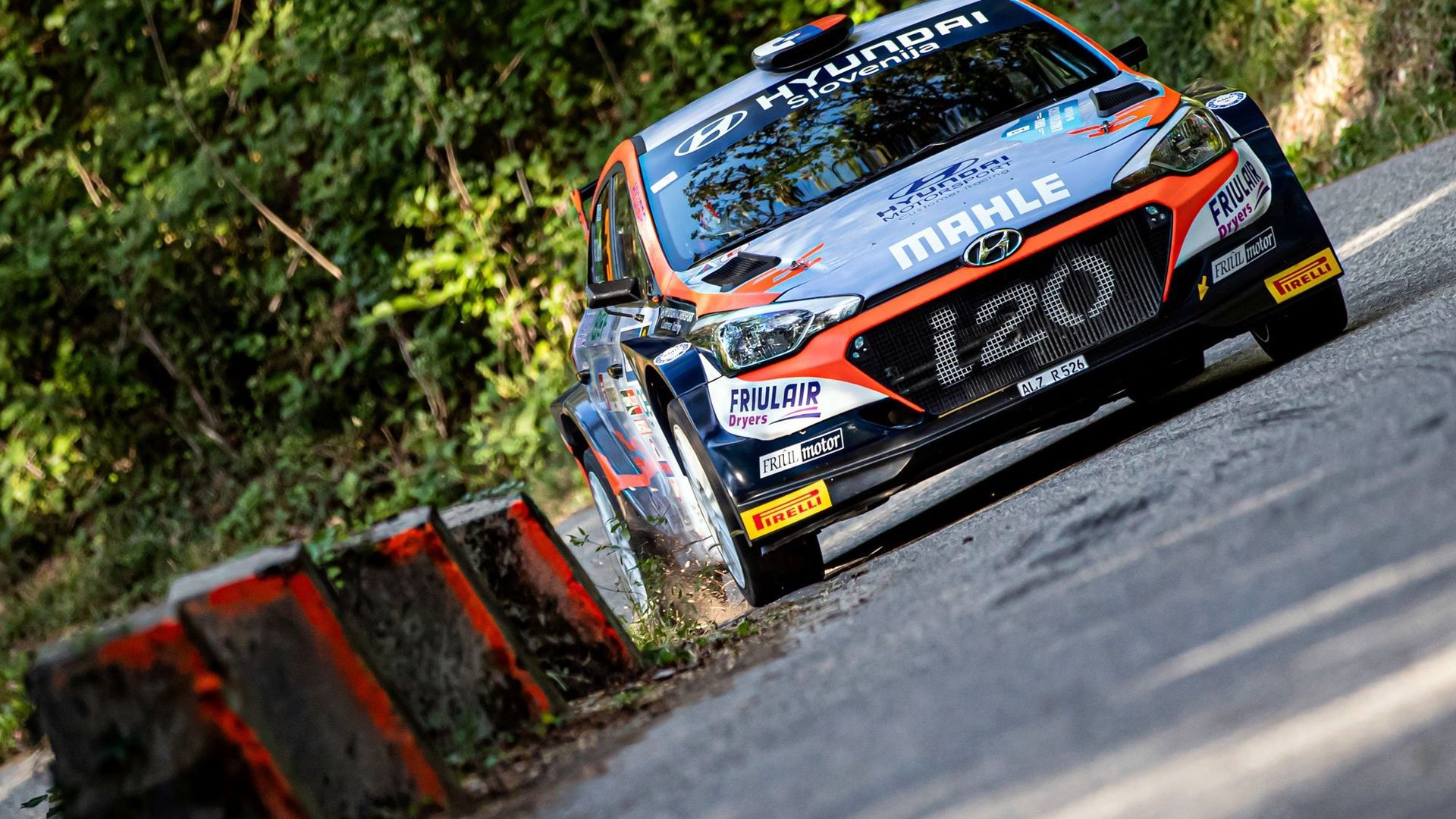 hyundai_i20_de_coometicion_durante_unas_pruebas_foto_@hmsgofficial.jpg hyundai_i20_de_coometicion_durante_unas_pruebas_foto_@hmsgofficial.jpg