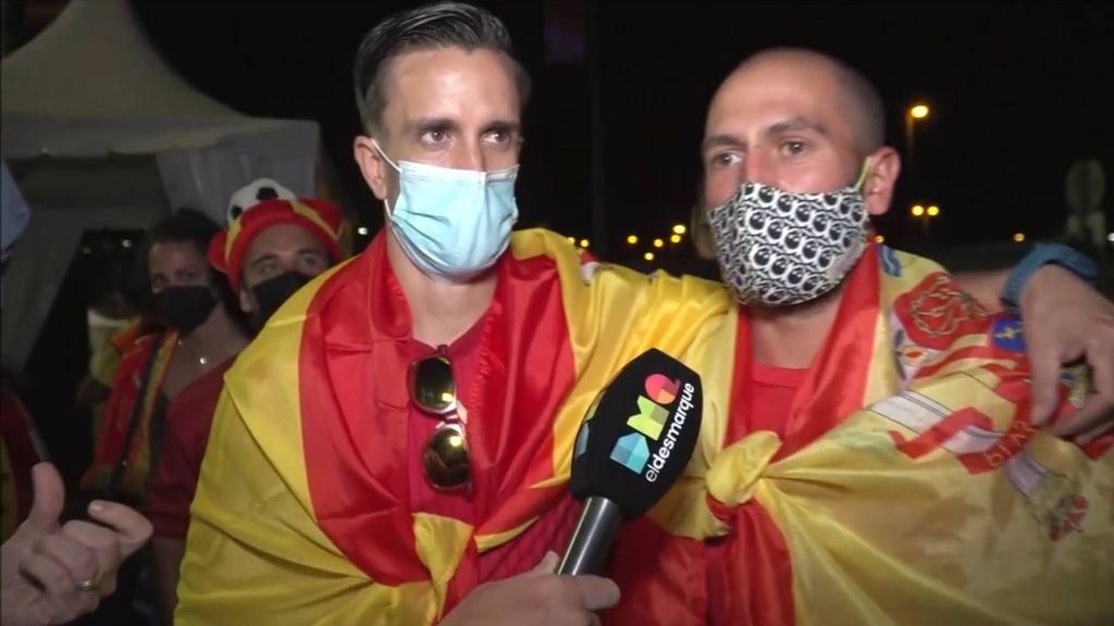 (MEDIASET): El público sevillano del España - Suecia lo tiene claro: "Gerard por Morata"