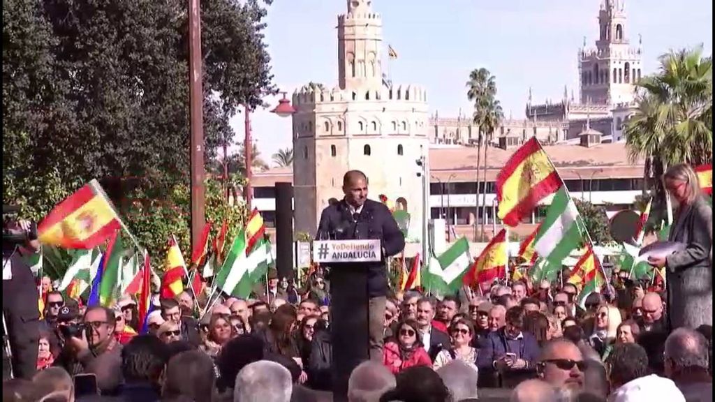 La arenga de Salva Ballesta por España a través del fútbol: "Un vestuario de 40 millones de personas"