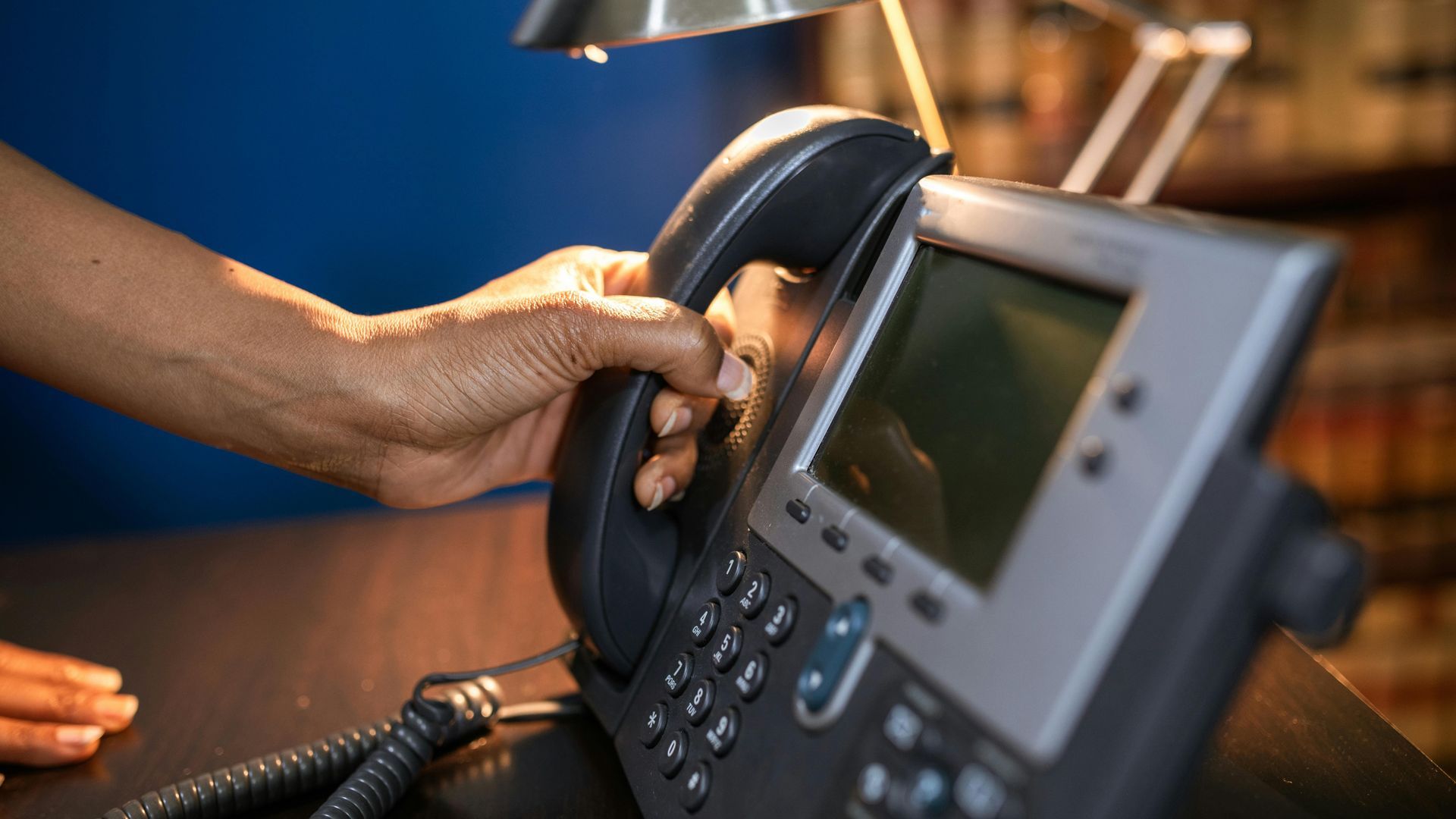 Imagen de archivo de un teléfono fijo