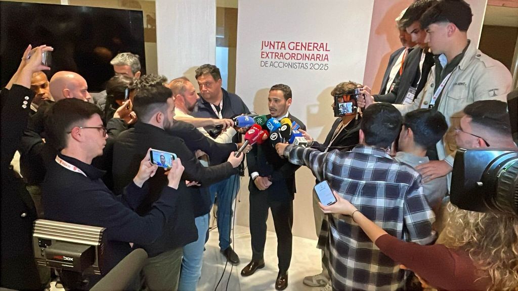 Del Nido Carrasco ante los medios de comunicación