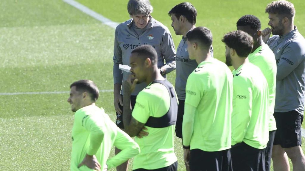 Rueda de prensa de Manuel Pellegrini - Previa Derbi