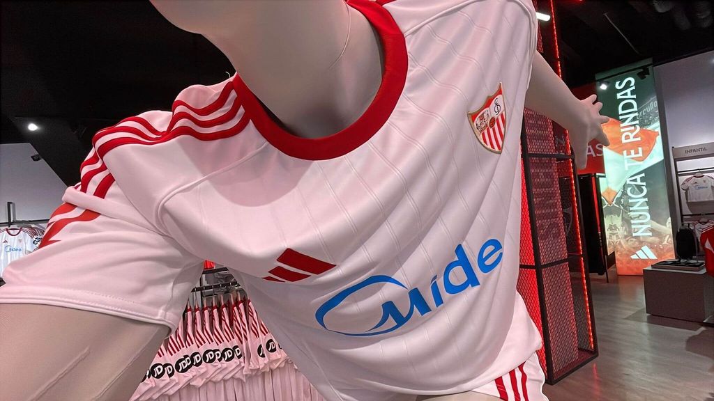 Los detalles de la nueva camiseta del Sevilla FC