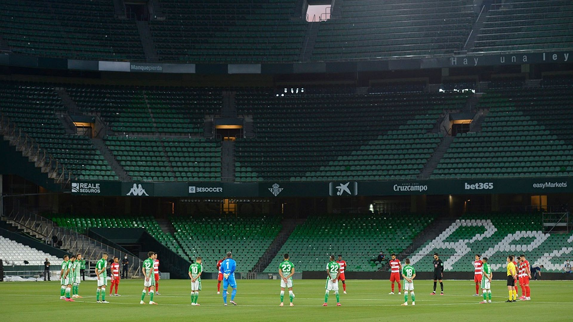 imagen_del_betis_granada_foto_kiko_hurtado_001.jpeg