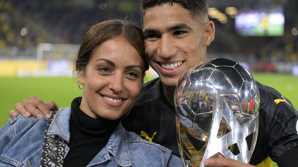 (Mediaset) Hiba Abouk pone a Achraf Hakimi en su sitio: "Cuando empezamos, él no ganaba dinero y yo era la conocida"