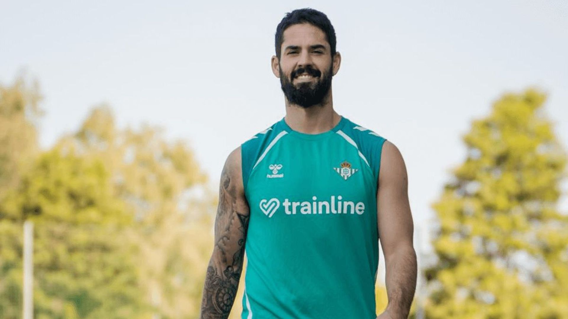 isco_alarcon_durante_un_entrenamiento_con_el_real_betis_foto_real_betis_001.png
