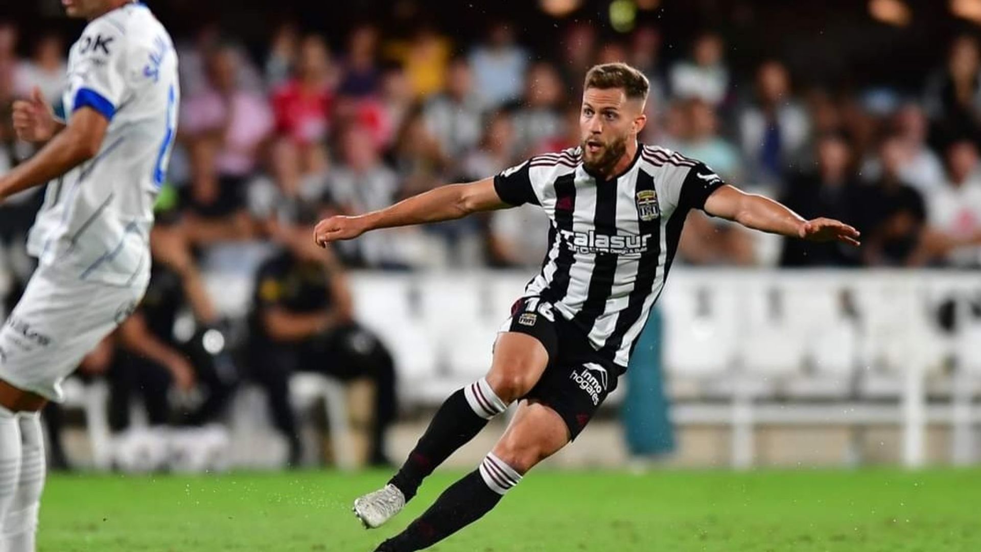 ivan_calero_en_el_cartagena_foto_efese_001.jpeg ivan_calero_en_el_cartagena_foto_efese_001.jpeg