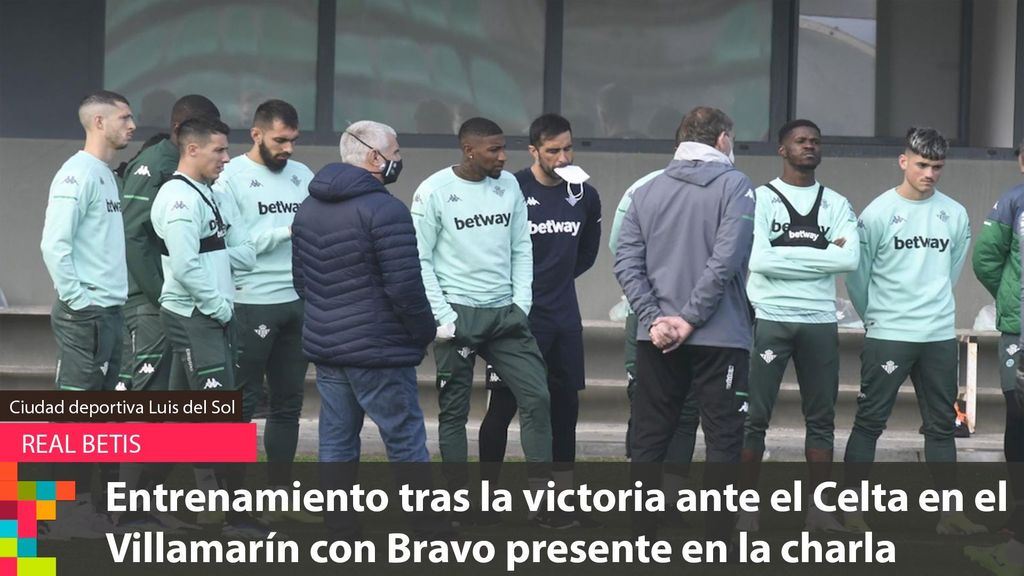 Entrenamiento del Real Betis tras la victoria ante el Celta en el Villamarín con Bravo presente en la charla (21-1-21)