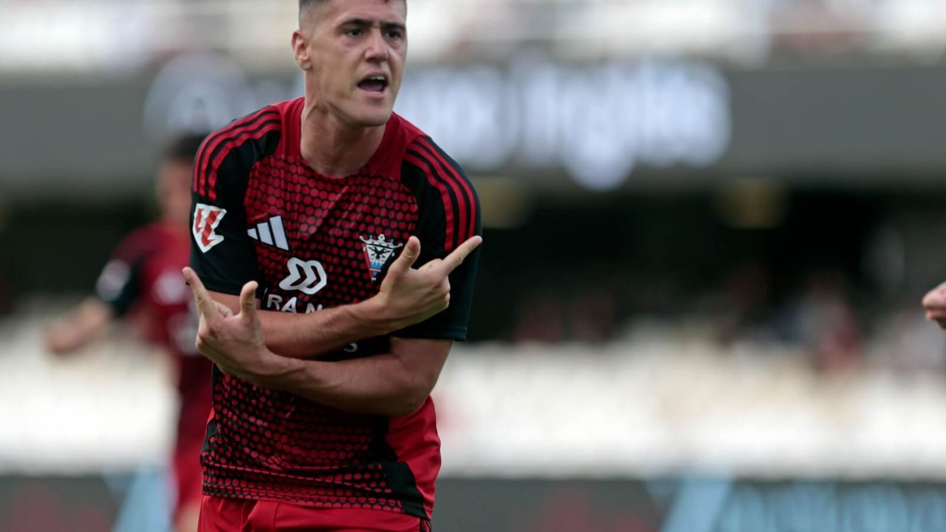 izeta_reducidajpeg.jpeg izeta_reducidajpeg.jpeg