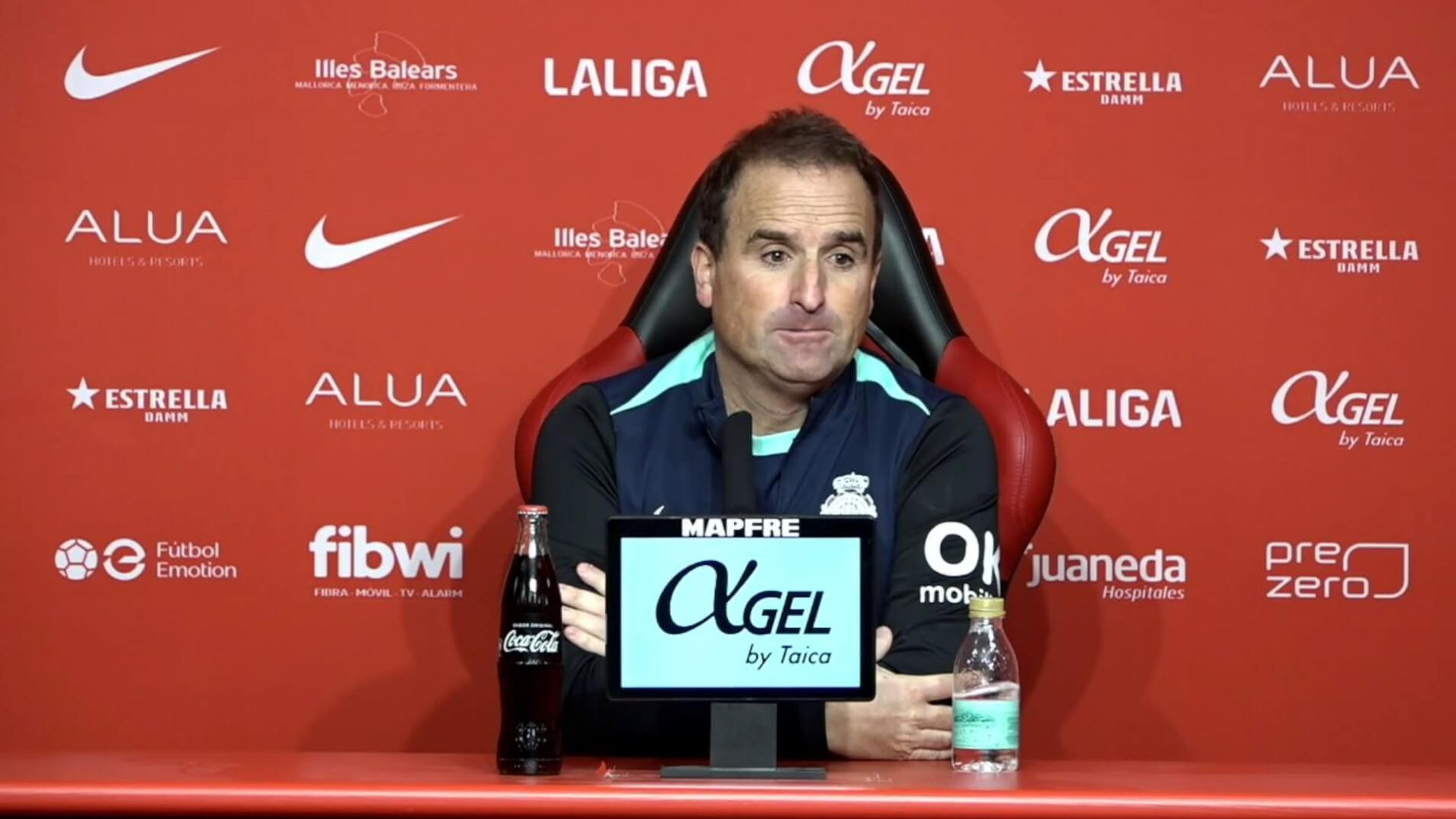 jagoba_arrasate_en_sala_de_prensa.jpg jagoba_arrasate_en_sala_de_prensa.jpg