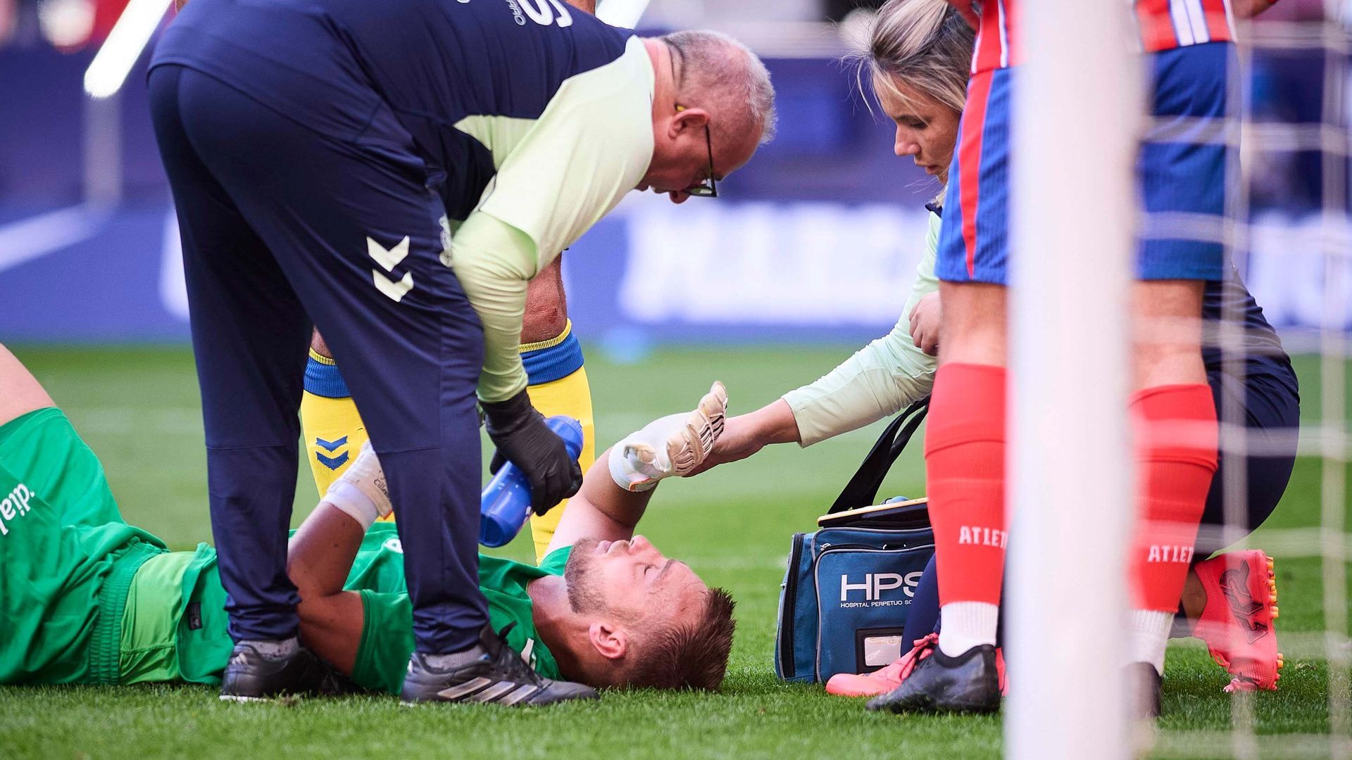 jasper_cillessen.jpg jasper_cillessen.jpg