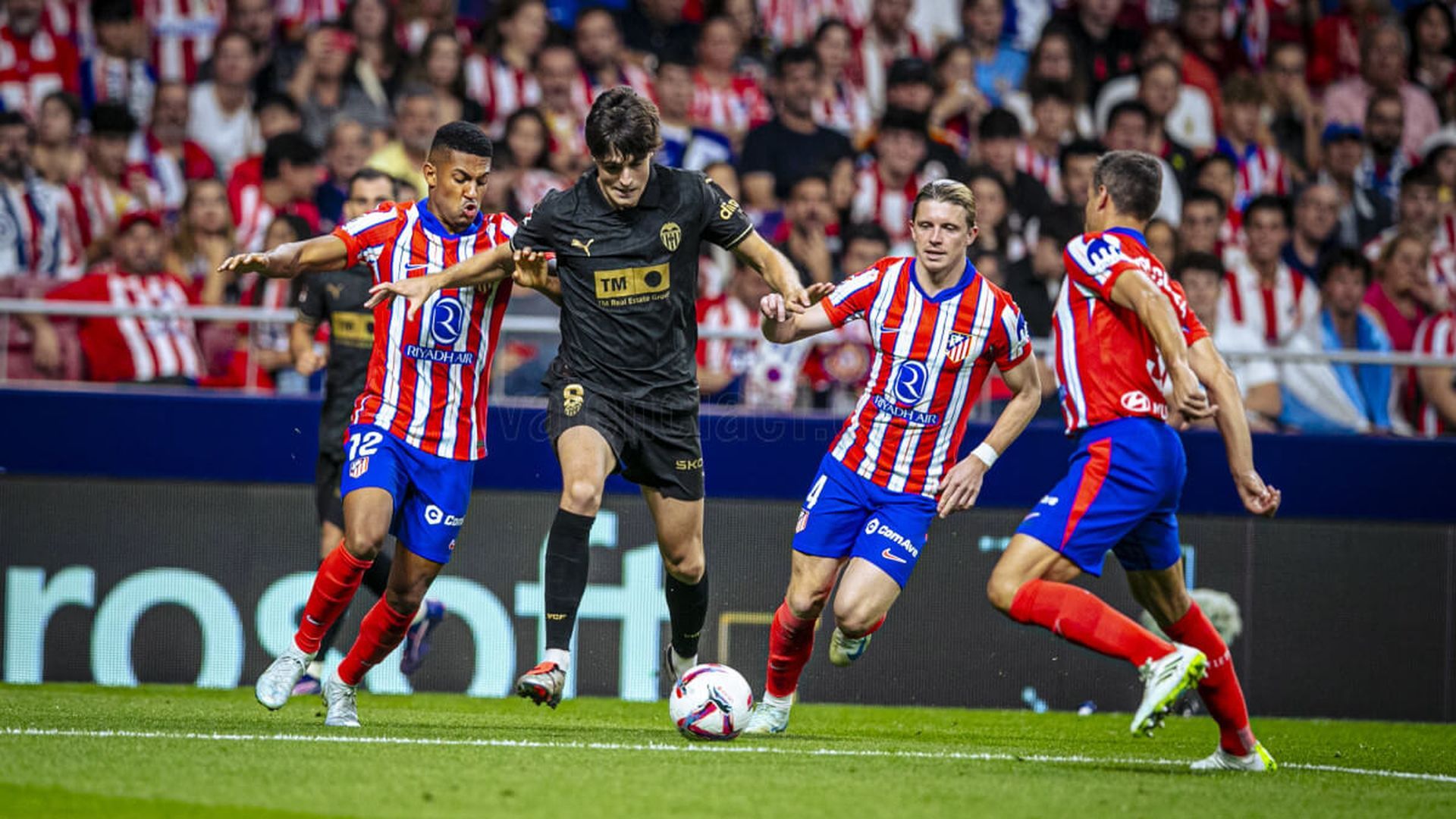 javi_guerra_ante_el_atletico_004.jpg
