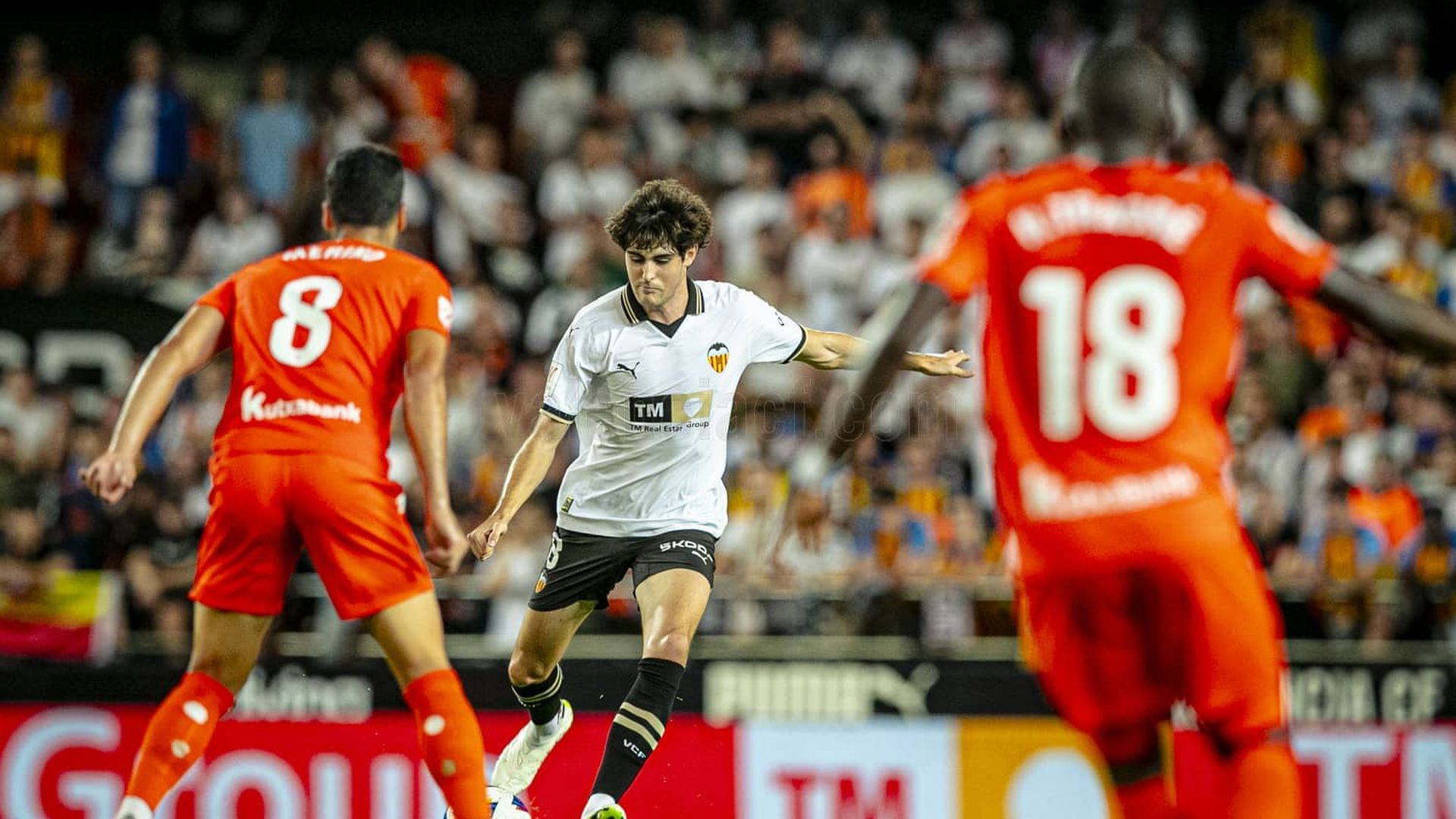 javi_guerra_en_el_valencia_cf___real_sociedad_foto_vcf.jpeg javi_guerra_en_el_valencia_cf___real_sociedad_foto_vcf.jpeg
