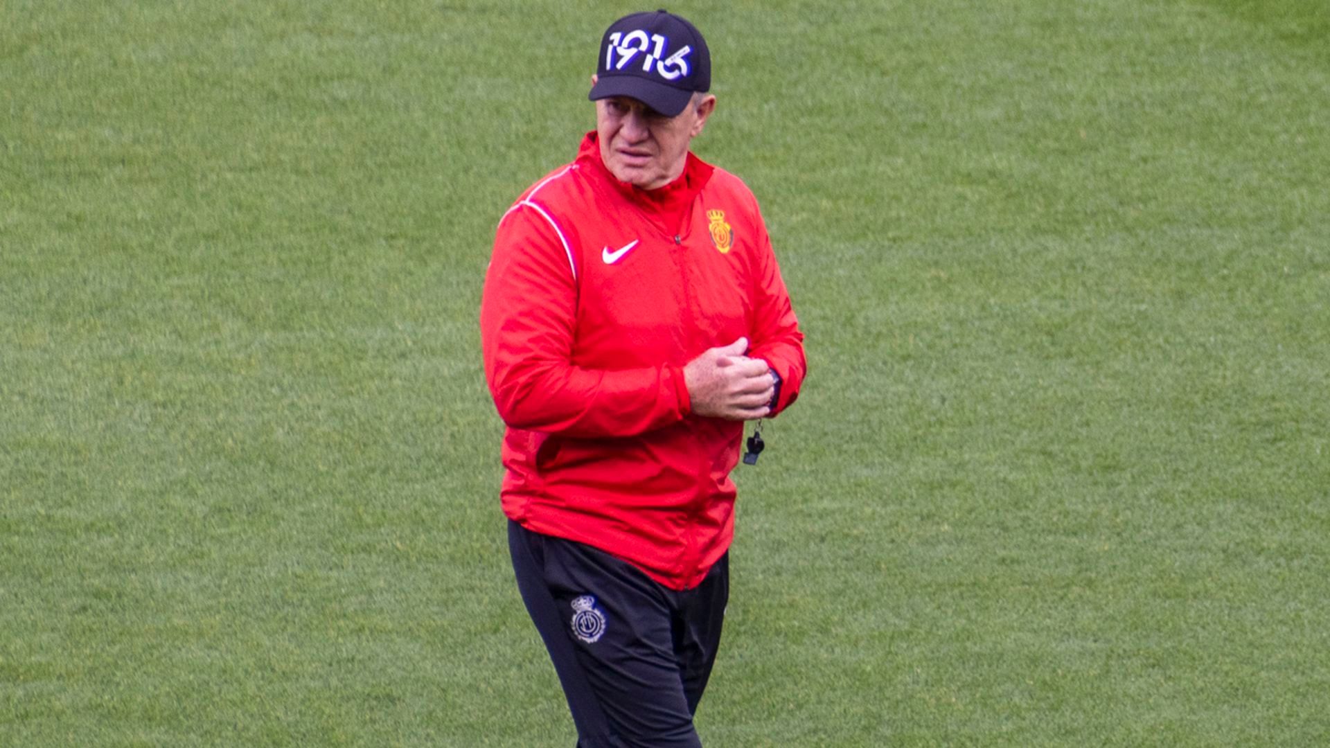 javier_aguirre_con_el_mallorca_002.jpg javier_aguirre_con_el_mallorca_002.jpg