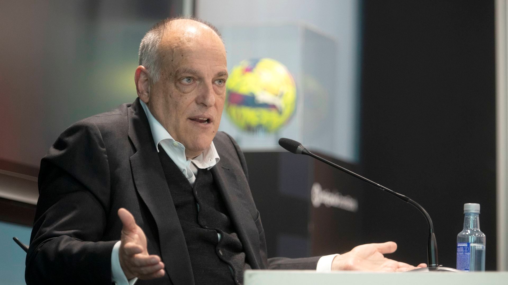 javier_tebas_en_una_asamblea_de_laliga_foto_cordon_press_001.jpg