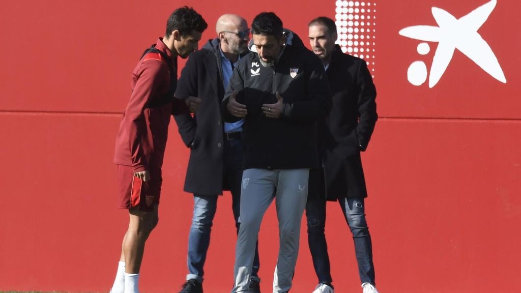 Navas en el entrenamiento del Sevilla FC