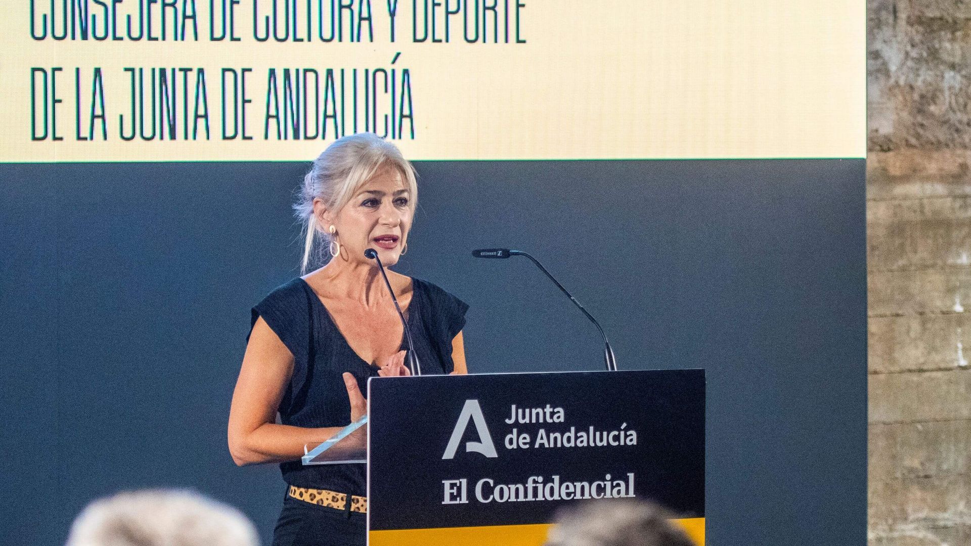 jju_1587.jpg jju_1587.jpg