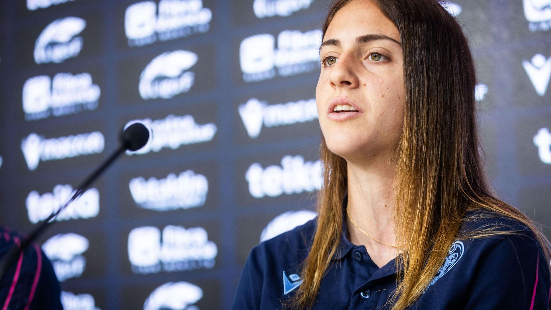 jlbi6881.jpg jlbi6881.jpg