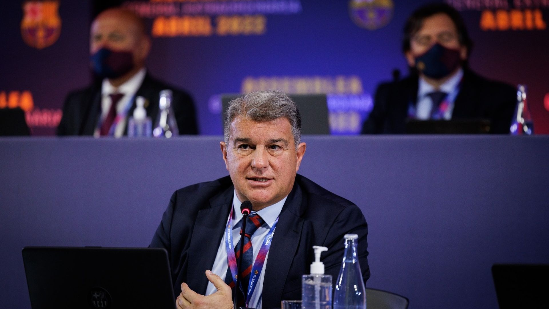 joan_laporta_en_la_asamblea_del_barcelona_foto_fcb.jpg