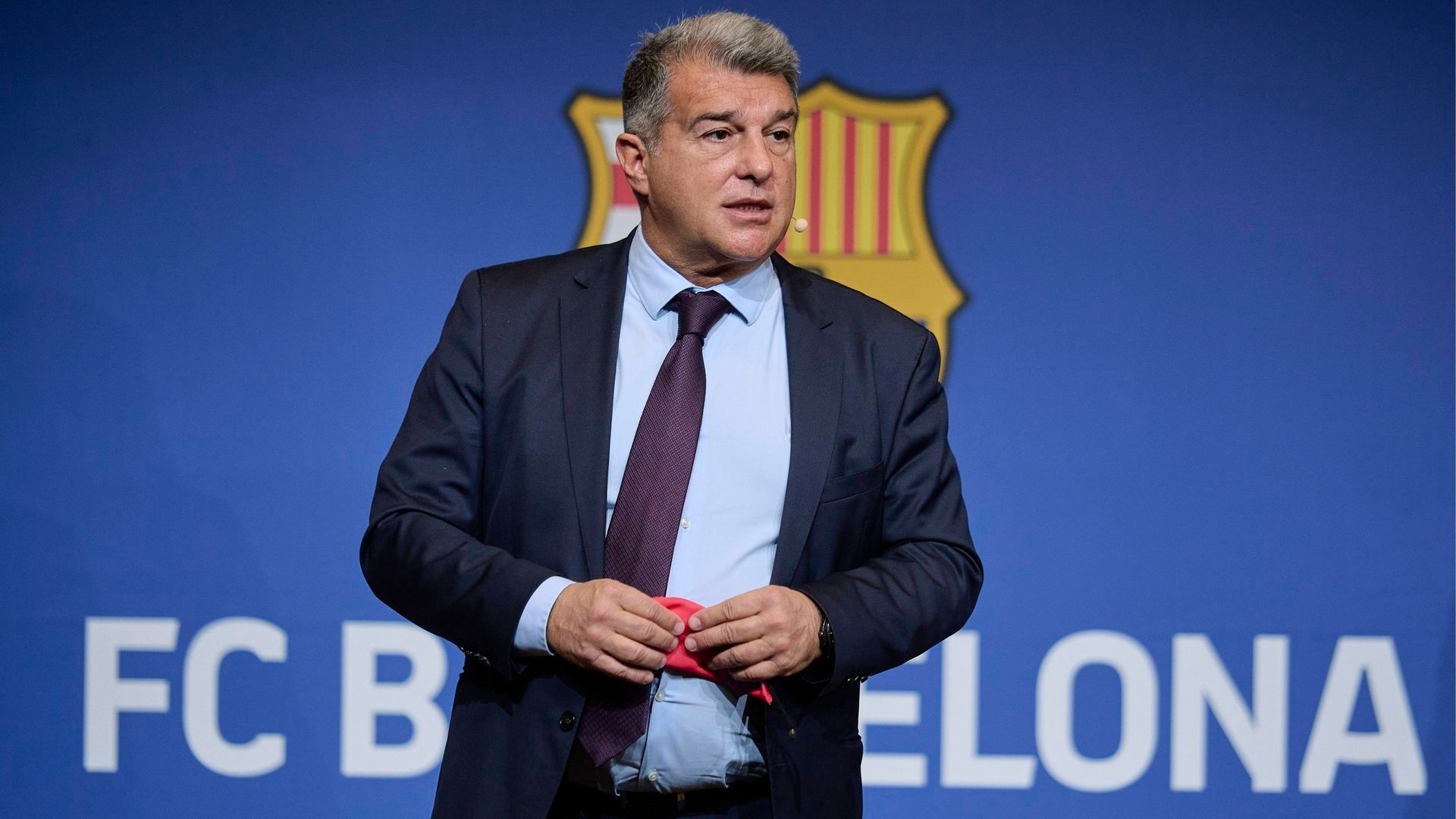 joan_laporta_en_una_rueda_de_prensa_del_barcelona_foto_cordon_press_003.jpg joan_laporta_en_una_rueda_de_prensa_del_barcelona_foto_cordon_press_003.jpg