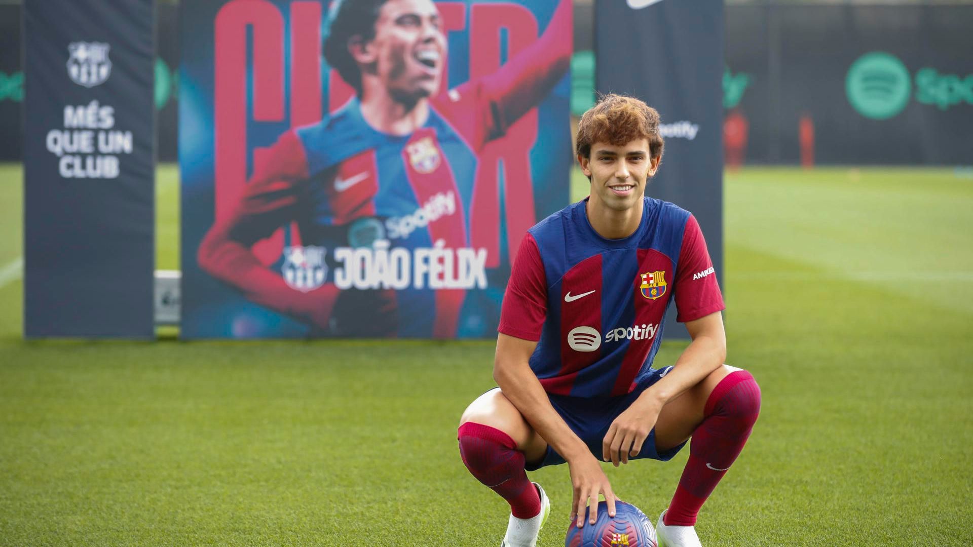 joao_felix_en_su_presentacion_con_el_barcelona_foto_efe_001.jpg joao_felix_en_su_presentacion_con_el_barcelona_foto_efe_001.jpg