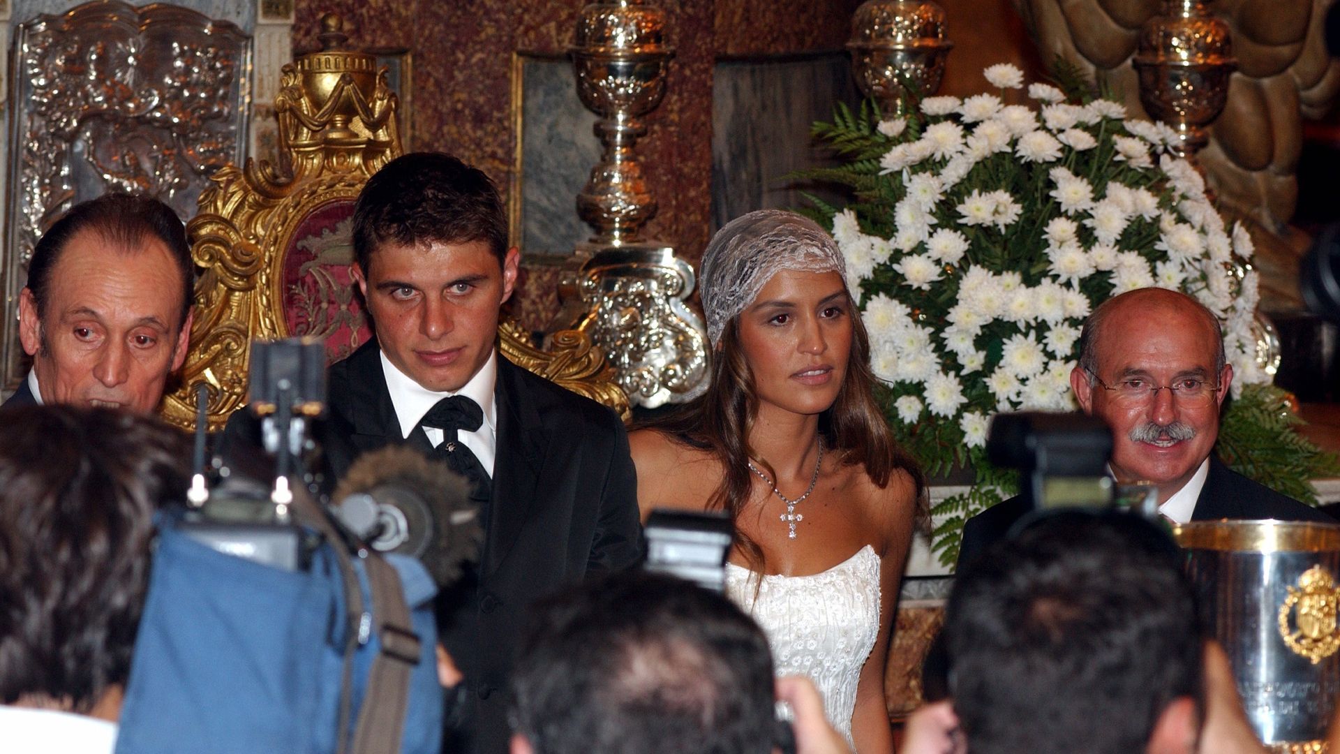 joaquin_y_susana_saborido_en_su_boda_en_2005_foto_cordon_press_001.jpg joaquin_y_susana_saborido_en_su_boda_en_2005_foto_cordon_press_001.jpg