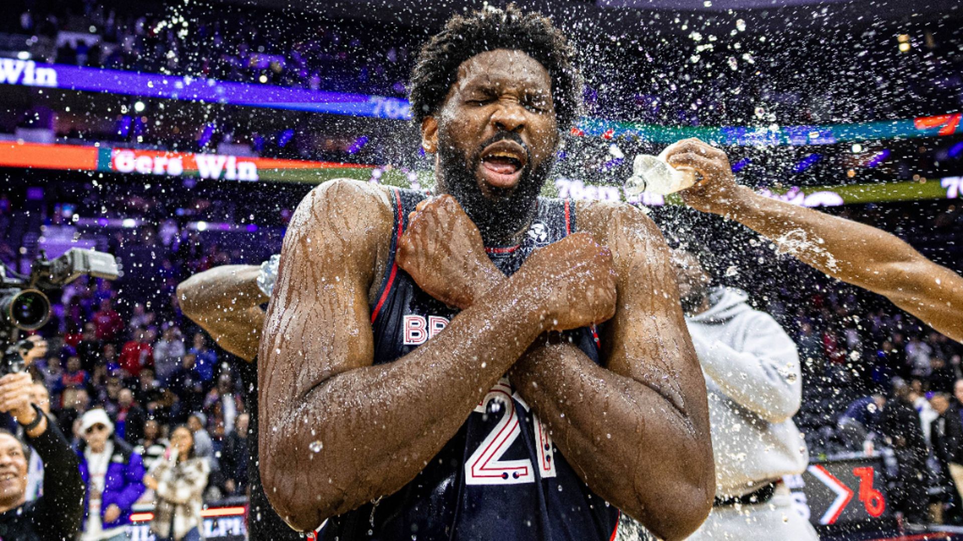 joel_embiid_hace_historia_en_la_nba_tras_anotar_70_puntos_frente_a_los_spurs_fuente_co.jpeg