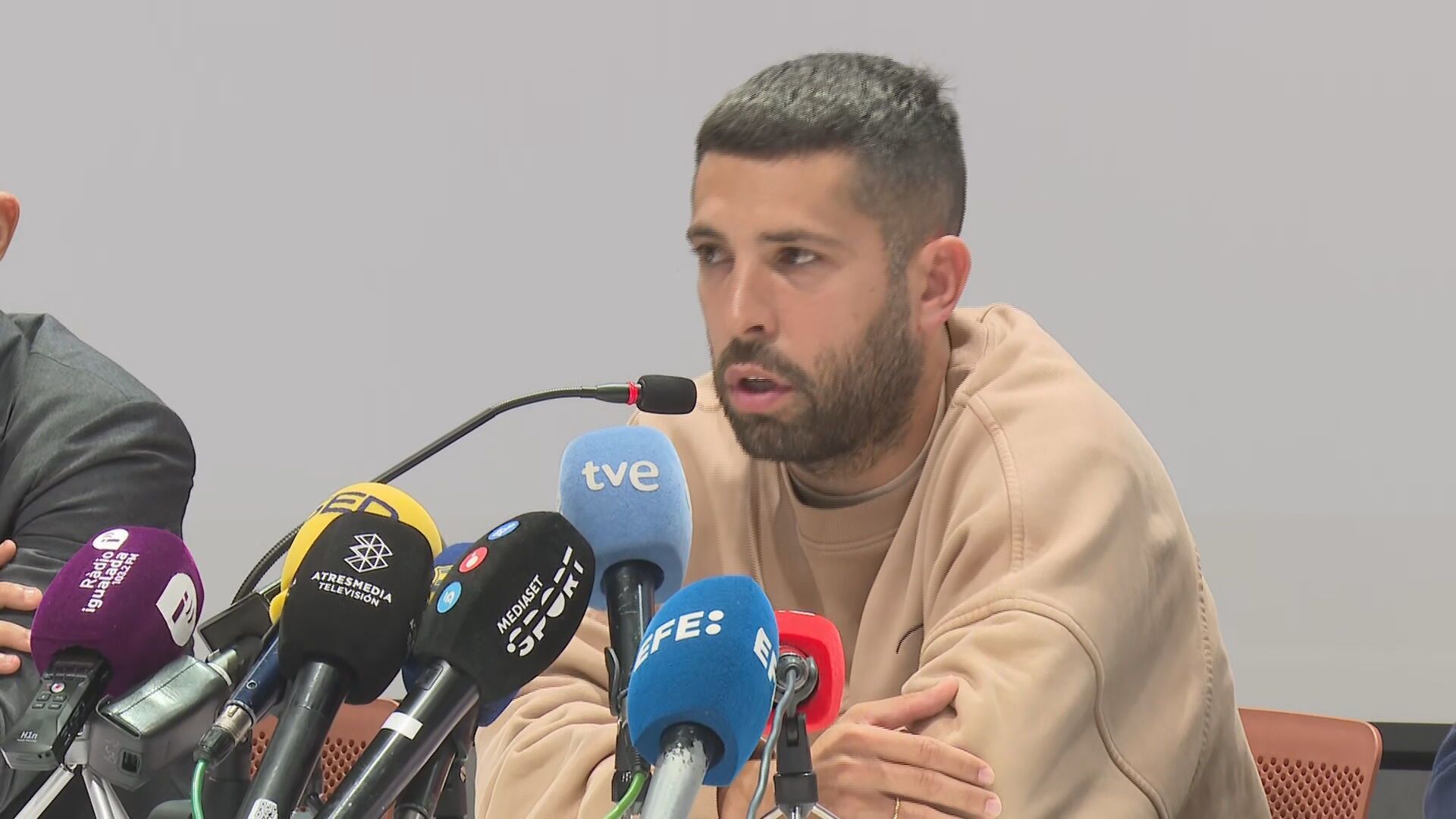 jordi_alba_sobre_su_decision_de_dejar_el_barca_queria_quedarme_en_el_club_pero_lo_mejo.jpeg