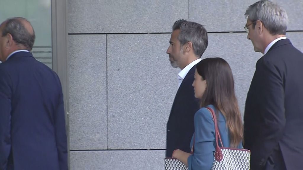 (Mediaset) Jorge Vilda admite haber hablado con el hermano de Jenni Hermoso pero niega las coacciones: "Hubo mucha tensión"