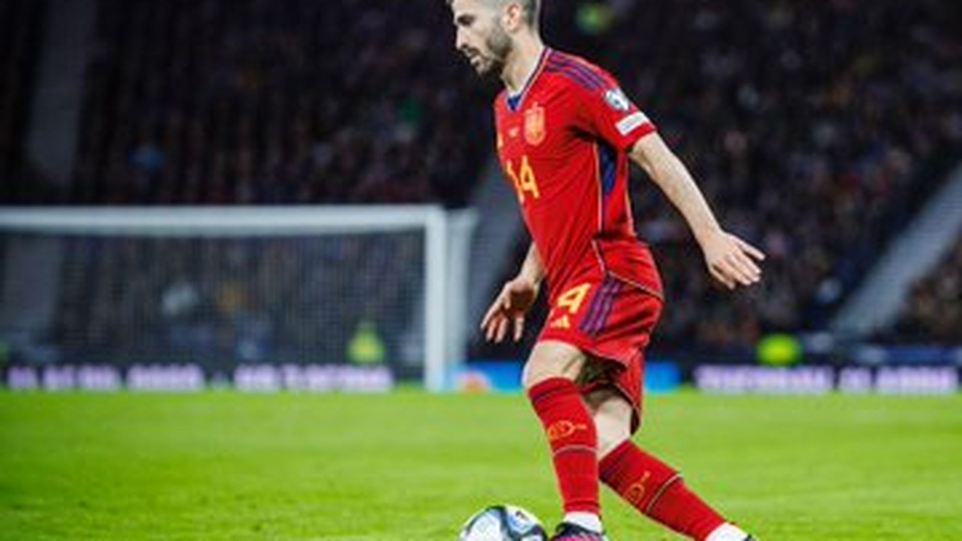 jose_gaya_ante_escocia_foto_sefutbol_001.jpeg jose_gaya_ante_escocia_foto_sefutbol_001.jpeg