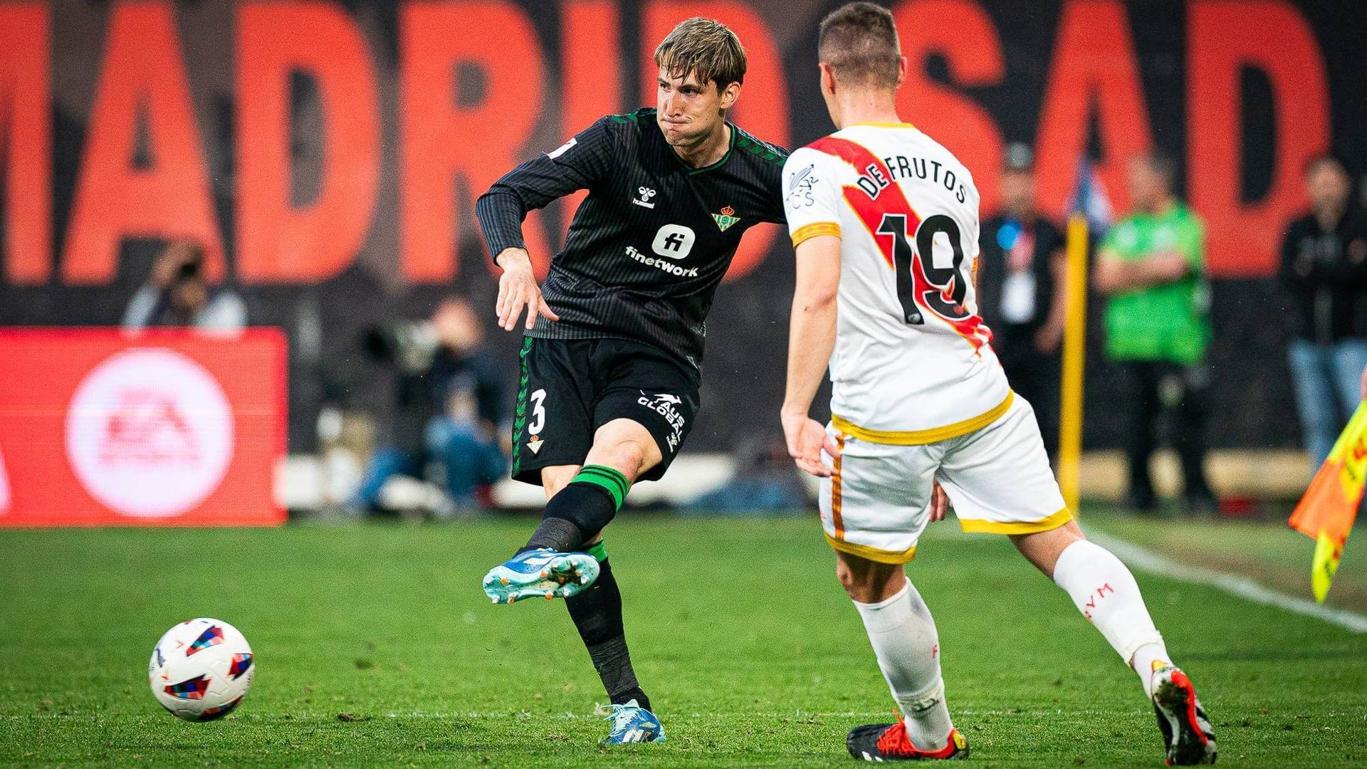 juan_miranda_ante_el_rayo_vallecano_foto_cordon_press.jpg juan_miranda_ante_el_rayo_vallecano_foto_cordon_press.jpg
