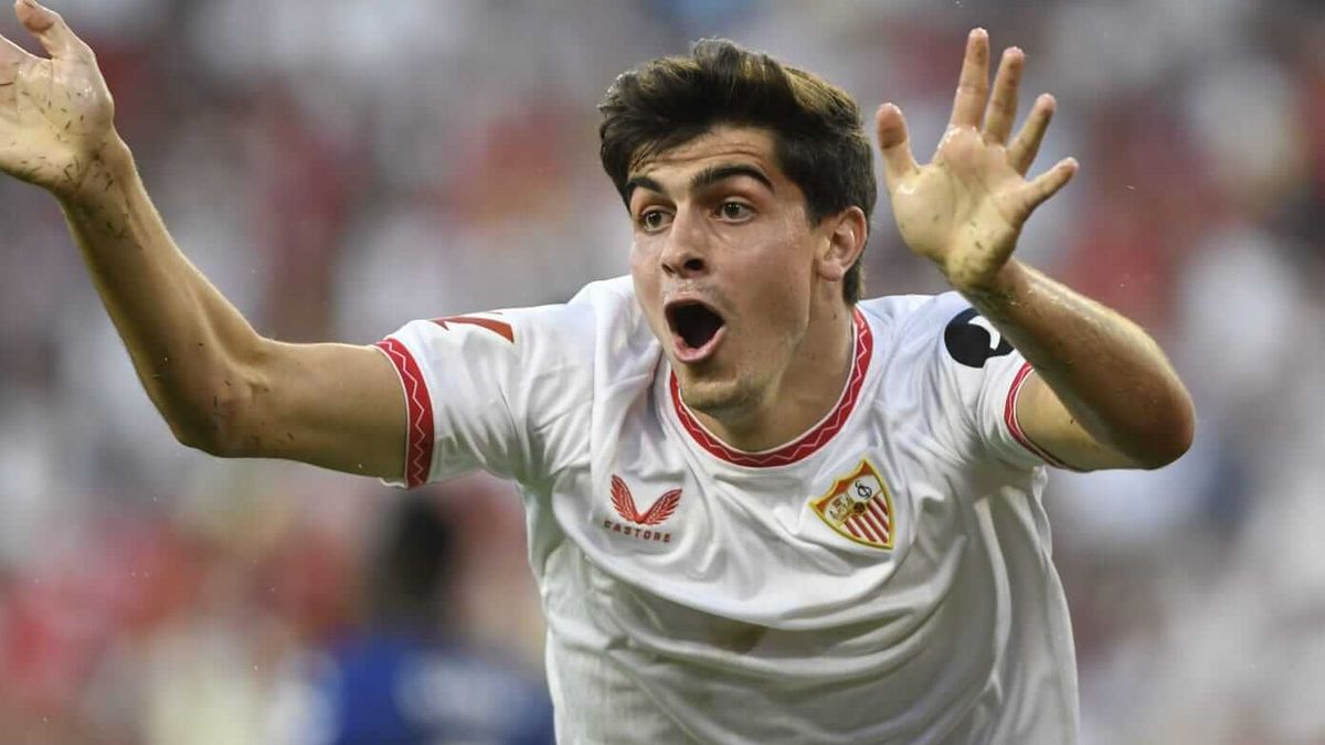 Juanlu Sanchez - Gây Ấn Tượng Với Lối Đá Hiện Đại Và Nhiệt Huyết Juanlu Sanchez - Gây Ấn Tượng Với Lối Đá Hiện Đại Và Nhiệt Huyết