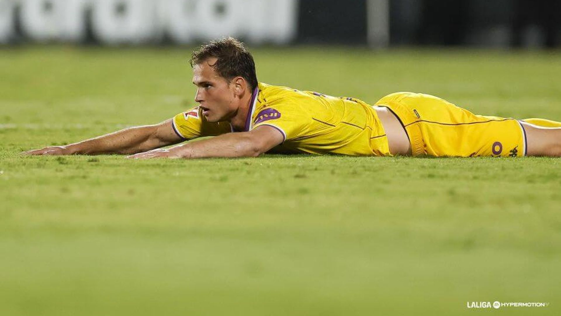 juanmi_latasa_ante_el_castellon_003.jpeg juanmi_latasa_ante_el_castellon_003.jpeg