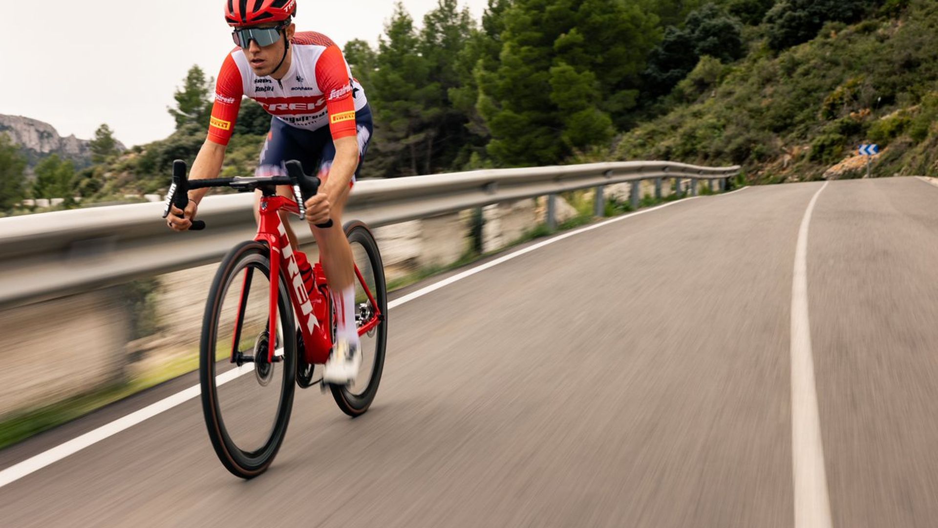juanpe_lopez_entrenando_la_vuelta_a_andalucia_foto_treksegafredo.jpg