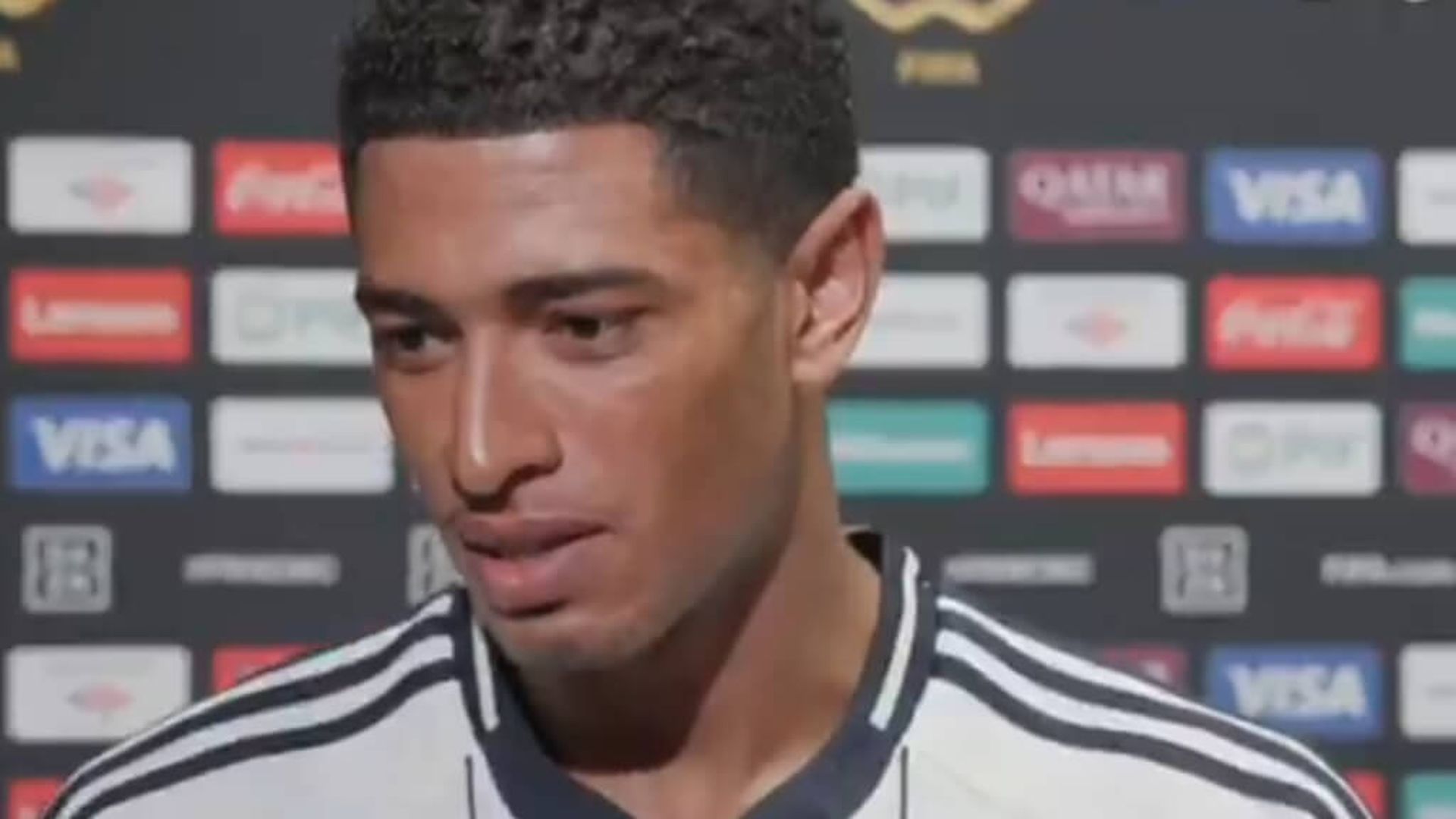 jude_bellingham_atiende_a_la_prensa.jpg jude_bellingham_atiende_a_la_prensa.jpg