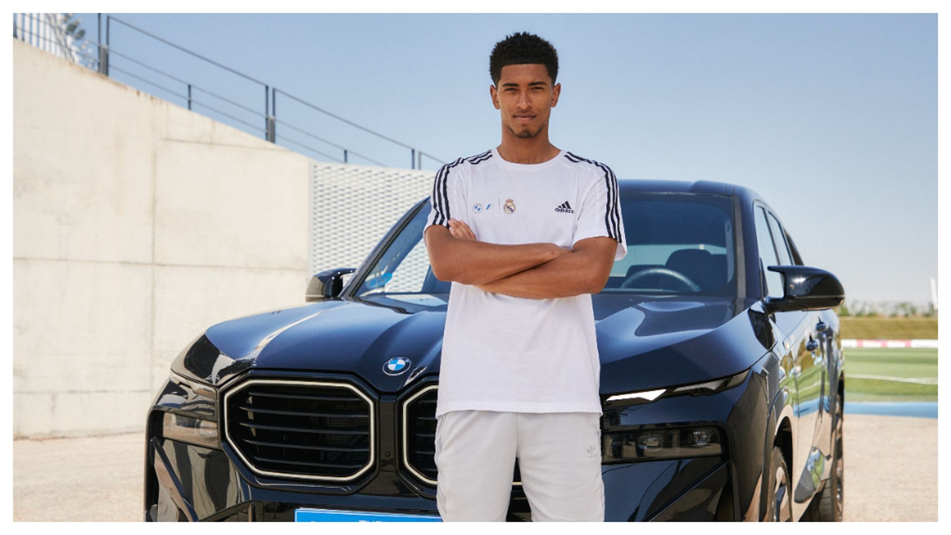 jude_bellingham_con_su_nuevo_bmw_fuente__bmwespana.jpg jude_bellingham_con_su_nuevo_bmw_fuente__bmwespana.jpg