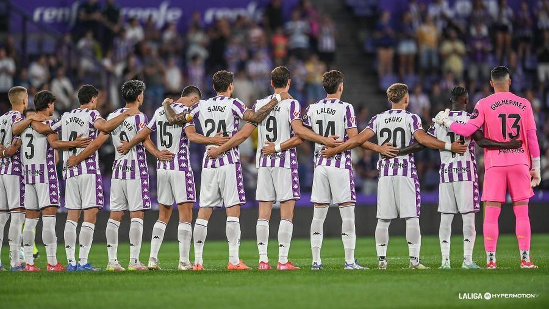 jugadores_del_real_valladolid_ante_el_ceuta_001.jpeg
