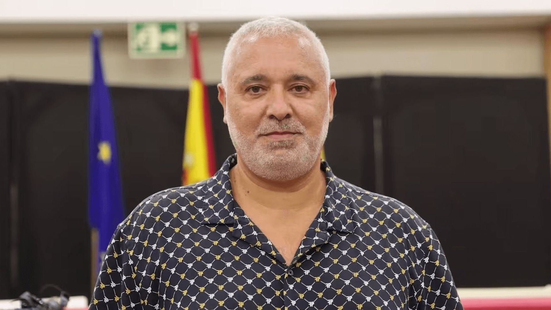 jullian_carabantes_la_mascota_del_valencia.png jullian_carabantes_la_mascota_del_valencia.png