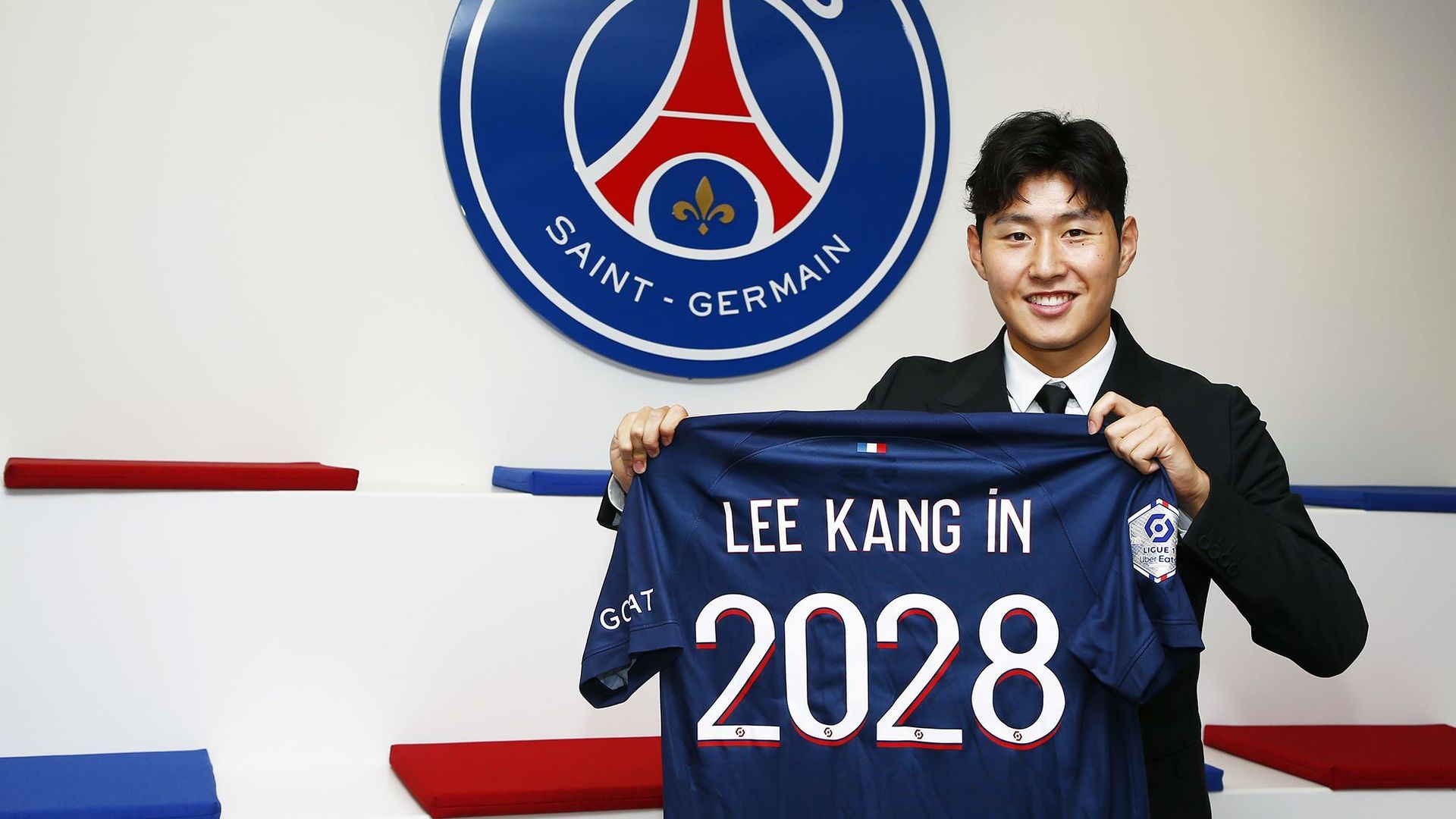 kang_in_lee_12.jpg