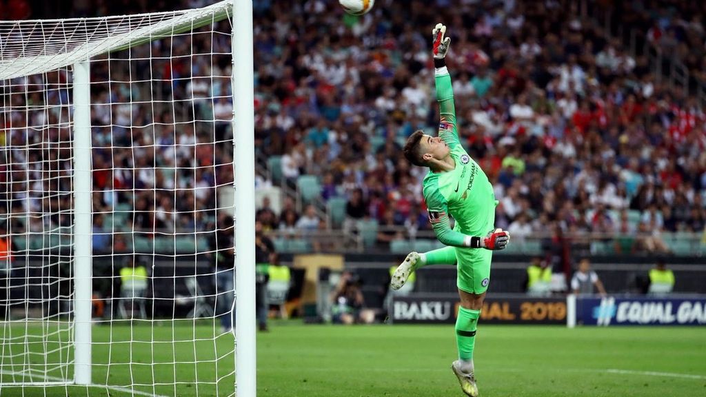La doble parada de Kepa en la Supercopa de Europa