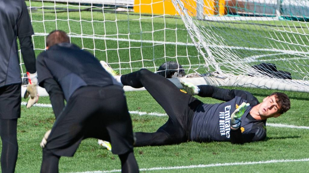 Ancelotti, sobre el debate entre Lunin y Kepa