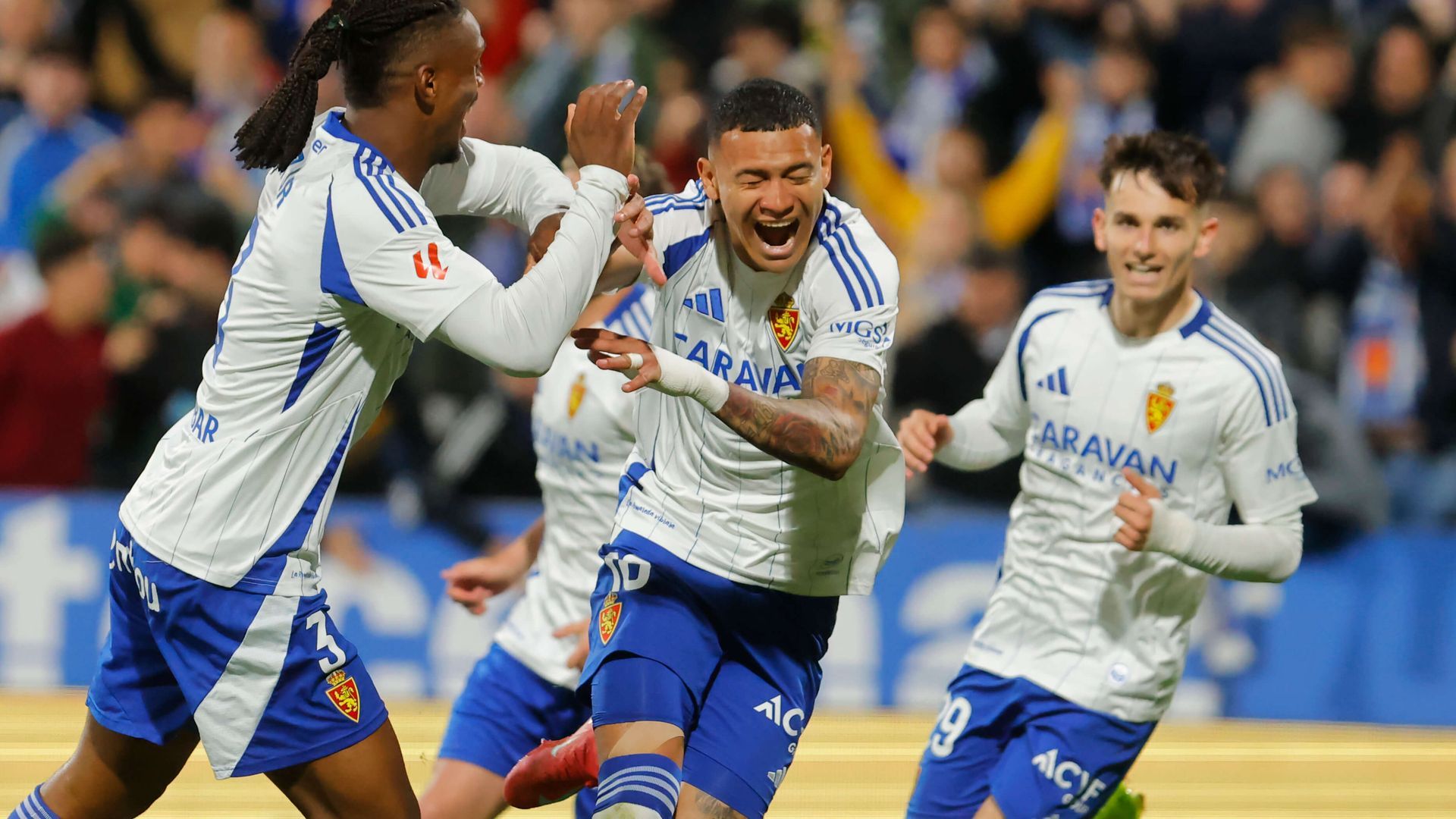 kervin_arriaga_celebra_su_gol_en_el_zaragoza_huesca_foto_laliga_001.jpg kervin_arriaga_celebra_su_gol_en_el_zaragoza_huesca_foto_laliga_001.jpg