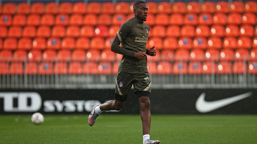 Kondogbia se estrena en el entrenamiento del Atlético