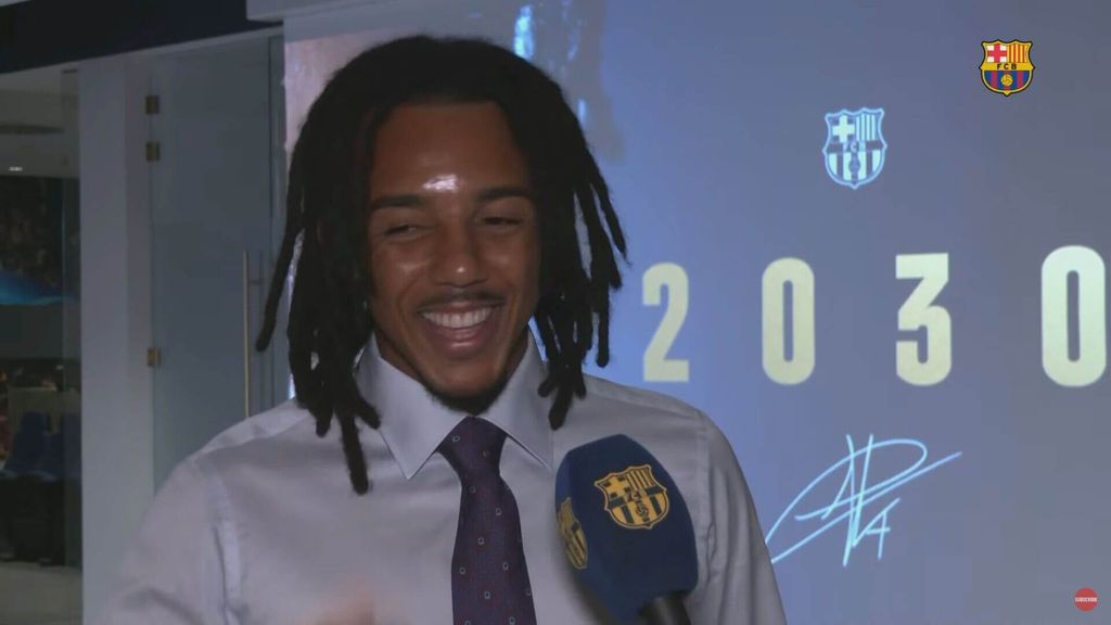 Koundé renueva con el Barça y se acuerda de Real Madrid y Espanyol