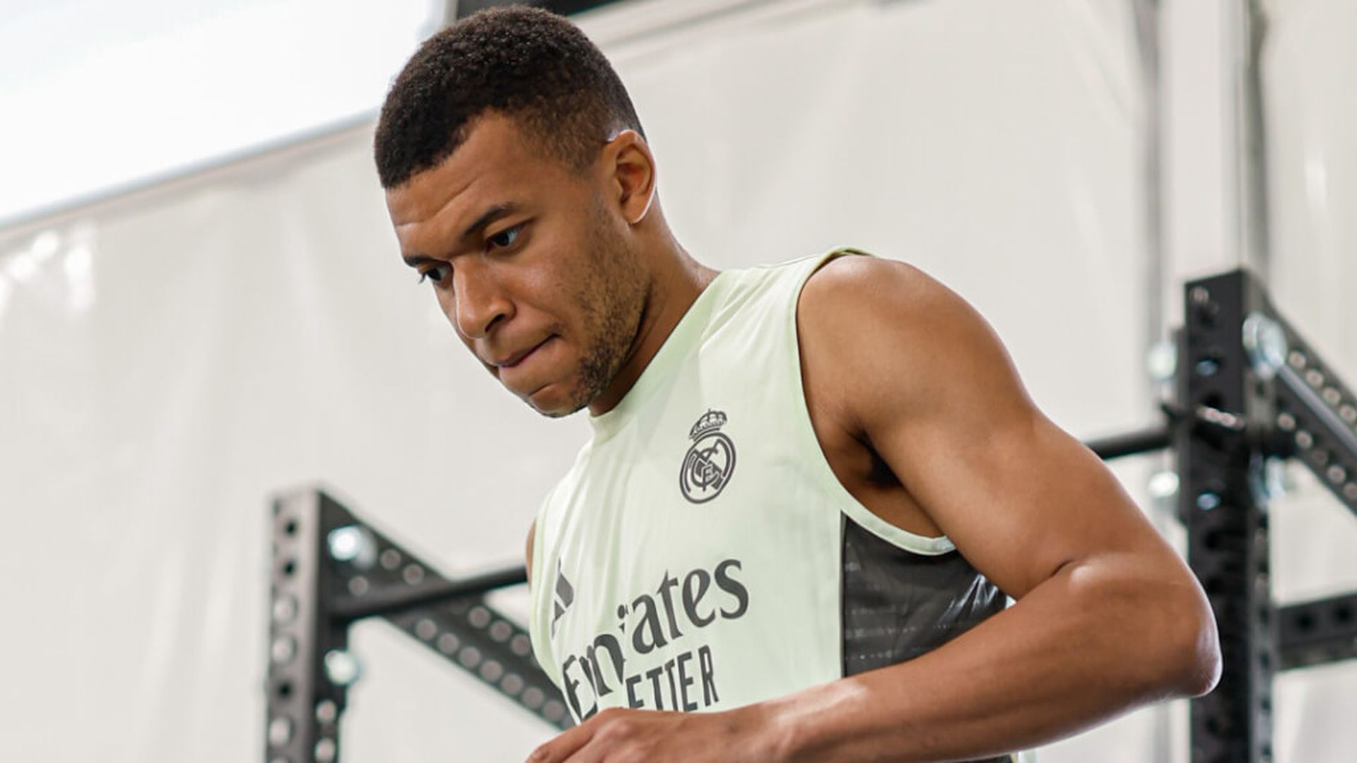 kylian_mbappe_2jpg_001.jpg kylian_mbappe_2jpg_001.jpg