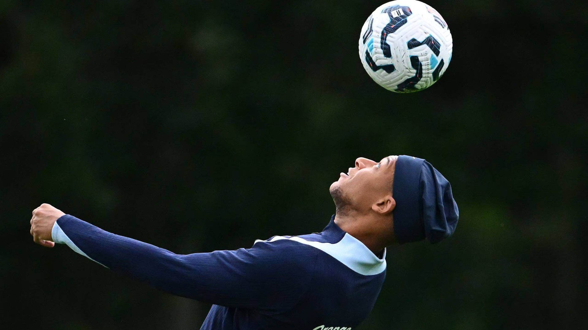 kylian_mbappe_en_un_entrenamiento_con_francia_foto_cordon_press_001.jpg kylian_mbappe_en_un_entrenamiento_con_francia_foto_cordon_press_001.jpg