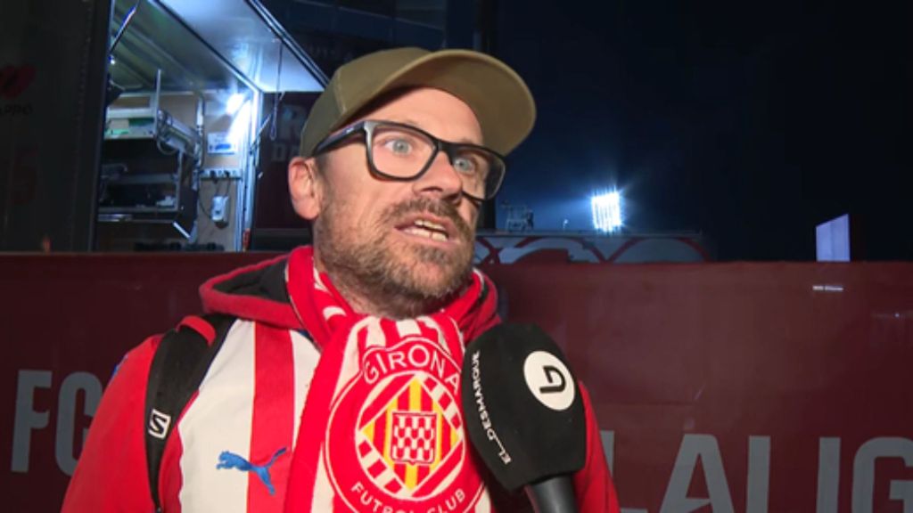 La afición del Girona, enamorada de Míchel