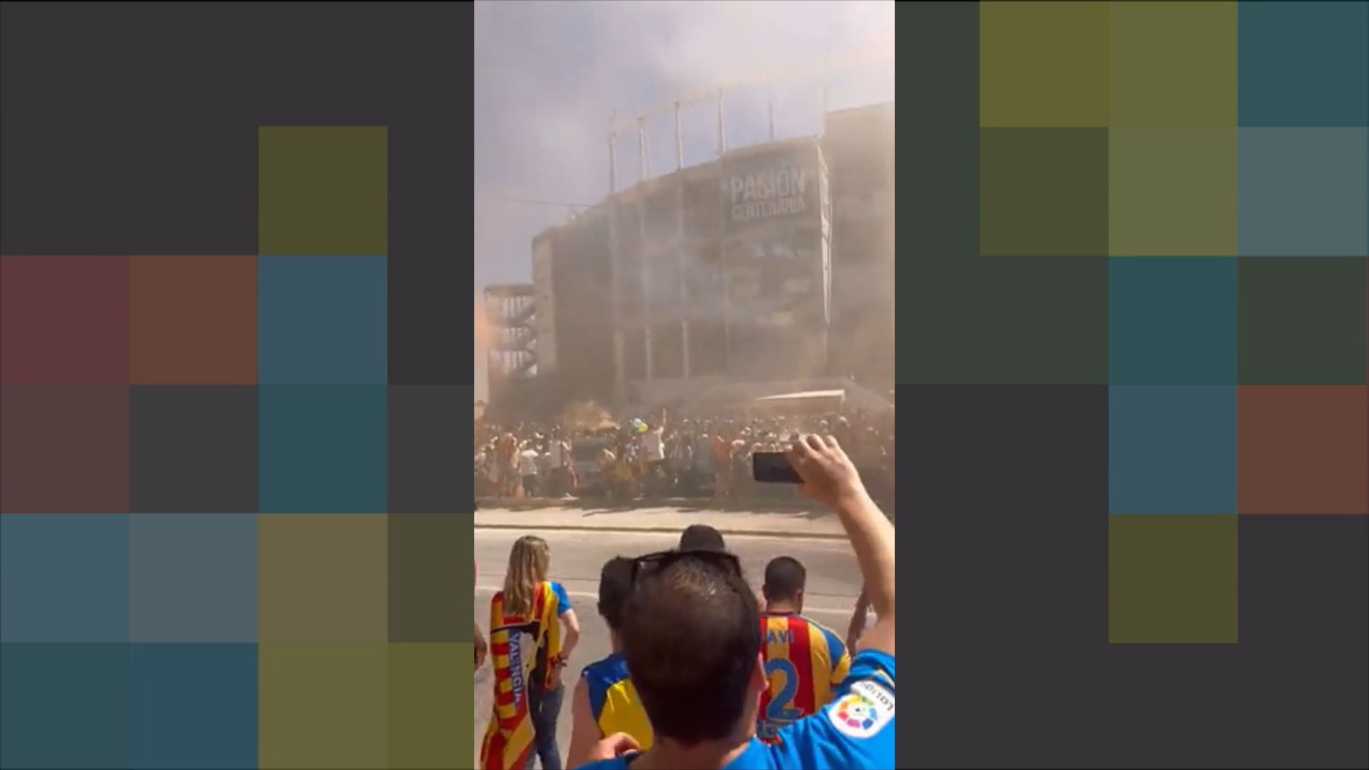 la_aficion_del_valencia_toma_elche.jpg